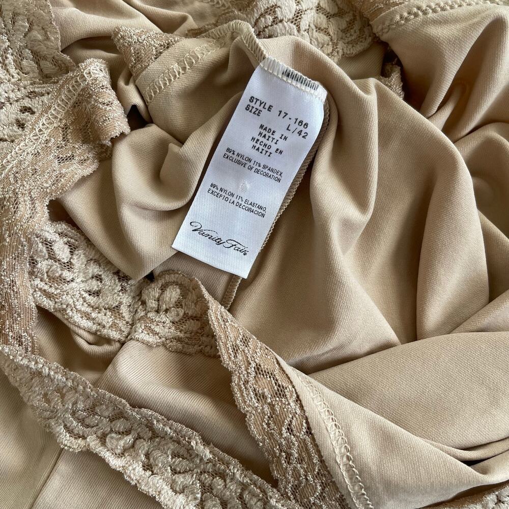 Y2K Cream Lace Trim Coquette V Neck Cami - size M - Picture 4 of 6